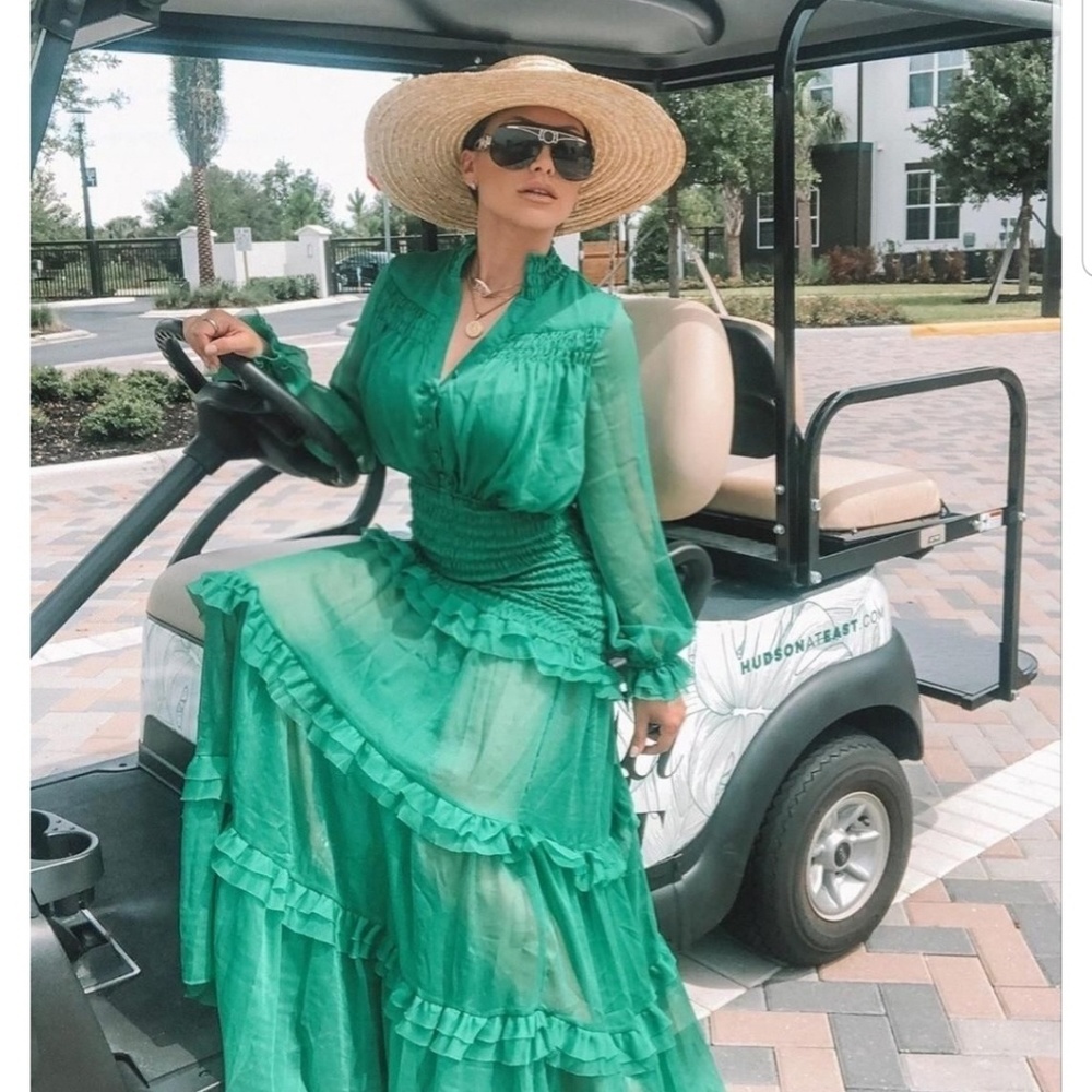 NOT SALE!*** Im Looking for this dress in Large***